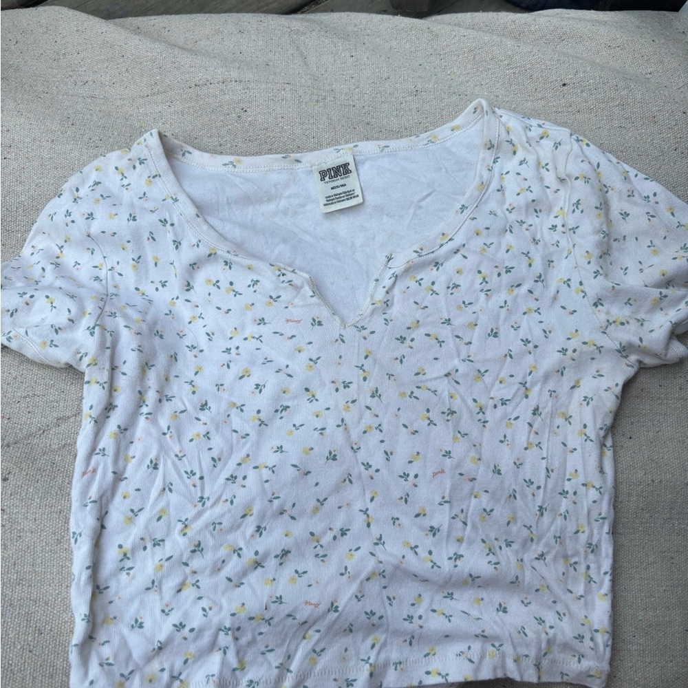 PINK Victoria's Secret Floral White Short Sleeve Tee